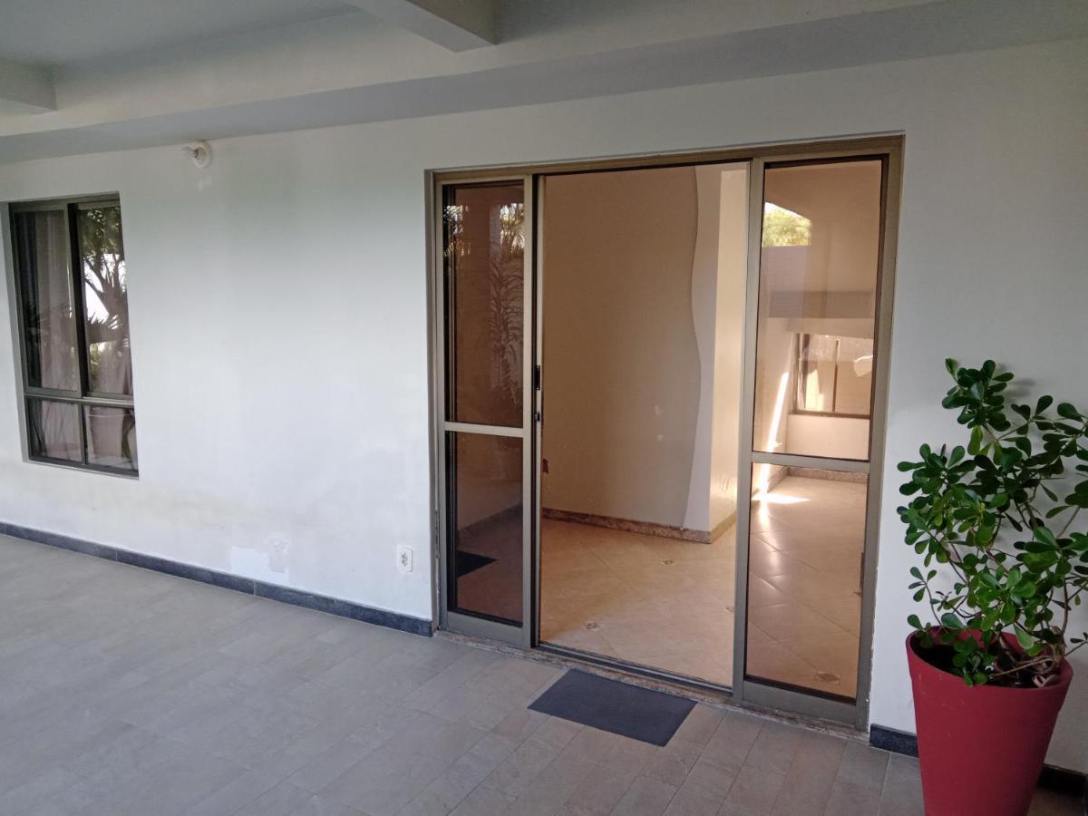 Apts E Suites Em Stella Maris السلفادور المظهر الخارجي الصورة